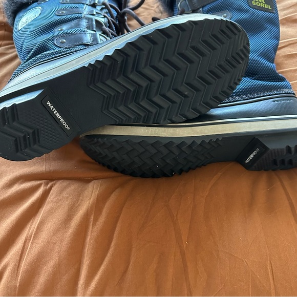 Sorel Tofino Snow Boots - Picture 4 of 4